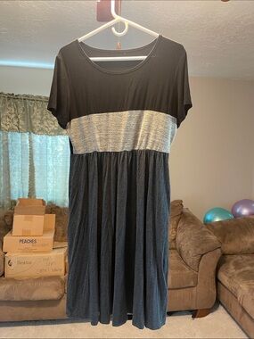 Black, Tan, & Gray Colorblock Short Sleeve Women’s Dress